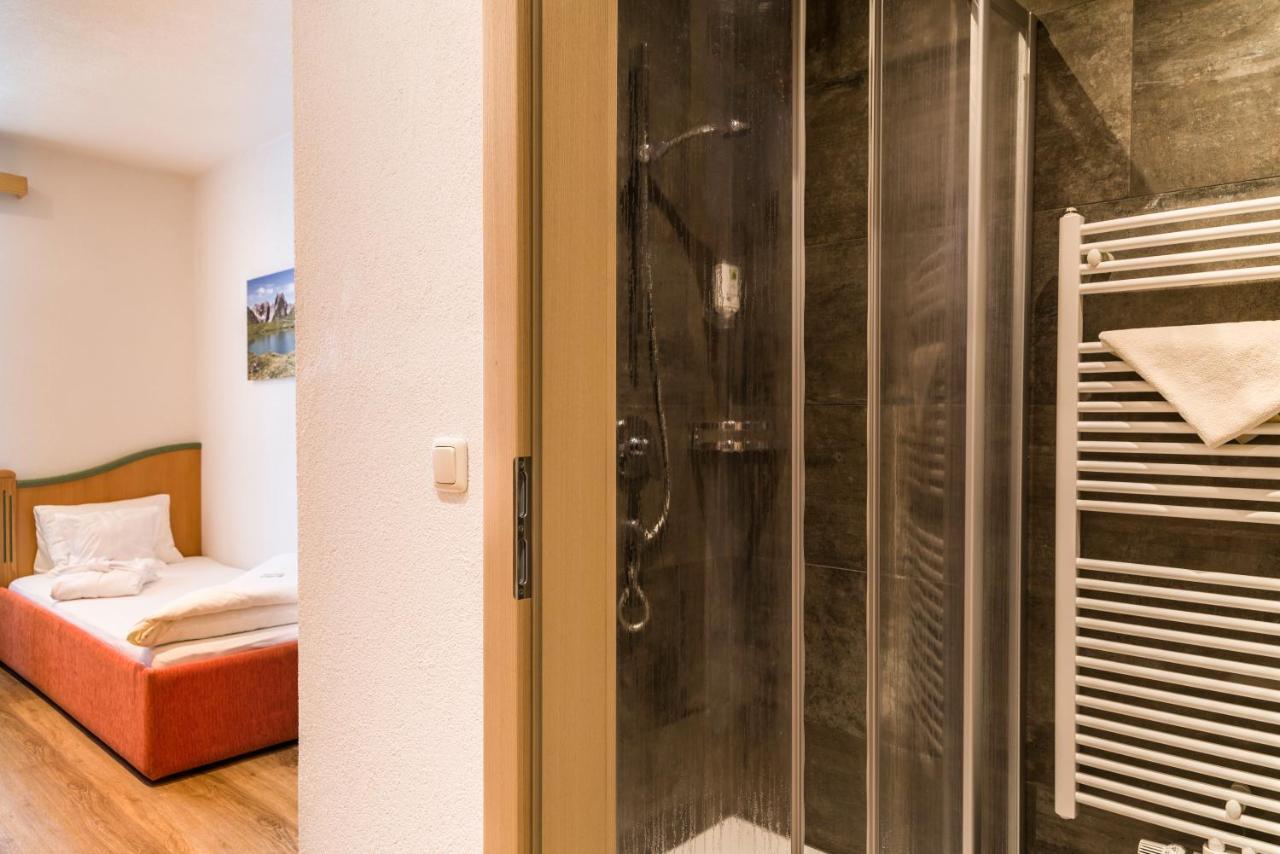 Wohlfuehlhotel Berg Heil Holzgau Ngoại thất bức ảnh